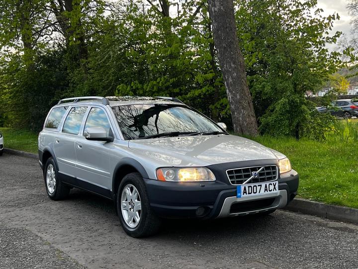 Volvo XC70 2.4 D5 SE Geartronic AWD 5dr