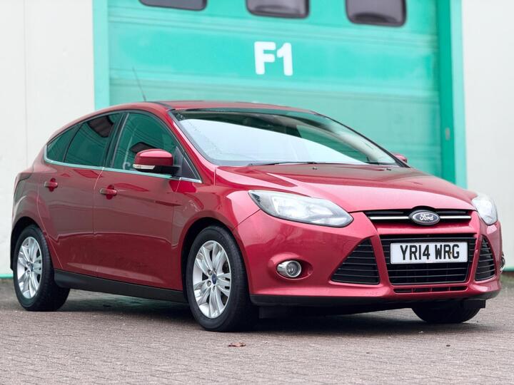 Ford Focus 1.6 Titanium Navigator Powershift Euro 5 5dr