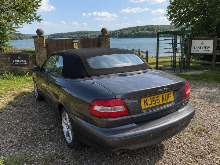 Volvo C70 2.0T GT 2dr