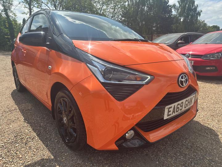Toyota AYGO 1.0 VVT-i X-cite X-shift Euro 6 5dr