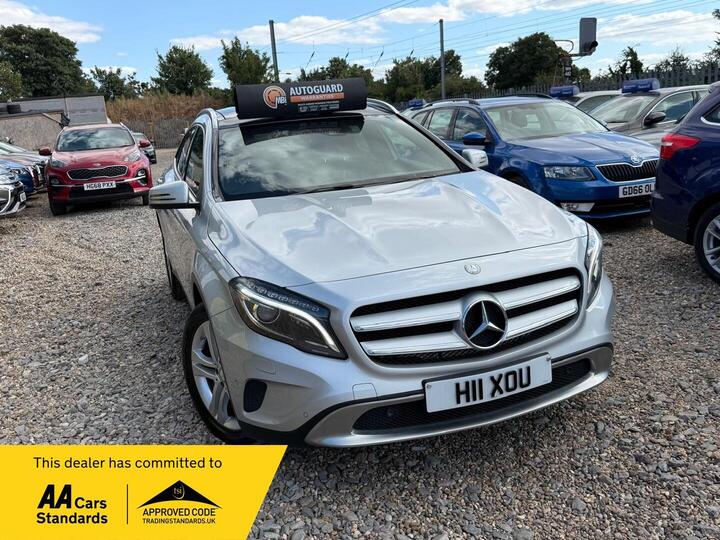 Mercedes-Benz GLA 2.0 GLA250 SE 7G-DCT 4MATIC Euro 6 (s/s) 5dr