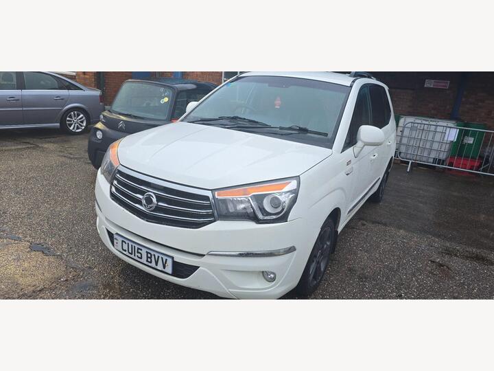 SsangYong Turismo 2.0 E-XDi EX T-Tronic 4WD Selectable Euro 5 5dr