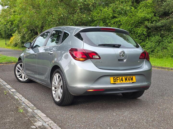 Vauxhall Astra 1.6 16v SRi Euro 5 5dr