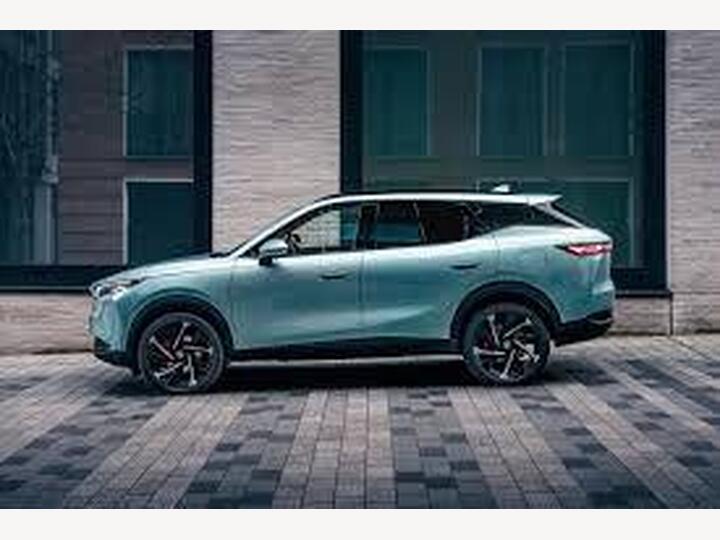 OMODA 7 1.5T SHS 18.4kWh Noble DHT1 Euro 6 (s/s) 5dr