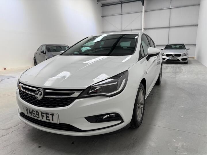 Vauxhall Astra 1.0i Turbo EcoTEC Design Euro 6 (s/s) 5dr