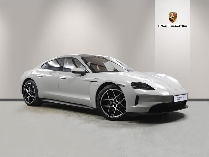 Porsche Taycan Performance Plus 105kWh Auto RWD 4dr (22kW Charger)