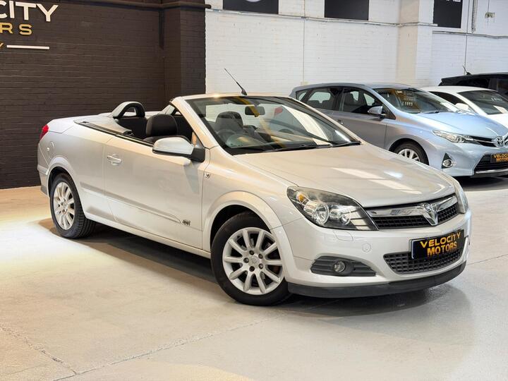 Vauxhall Astra 1.6i Sport Twin Top 2dr