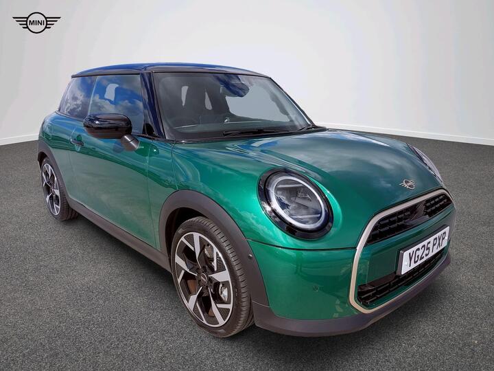 MINI Cooper 1.5C Exclusive Steptronic Euro 6 (s/s) 3dr
