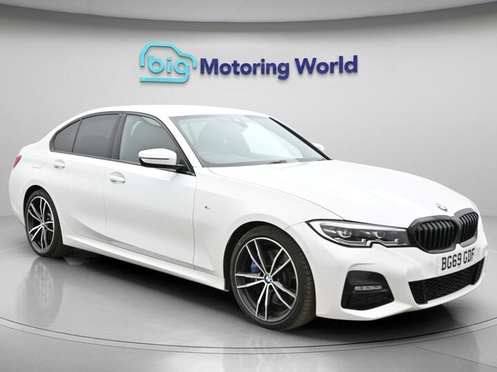 BMW 3 Series 2.0 320i M Sport Auto Euro 6 (s/s) 4dr BMW 3 Series 2.0 320i M Sport Auto Euro 6 (s/s) 4dr