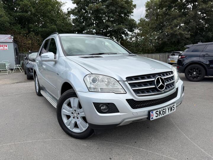 Mercedes-Benz M Class 3.0 ML300 CDI V6 BlueEfficiency SE G-Tronic 4WD Euro 5 5dr