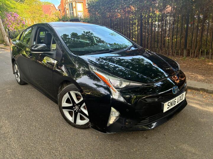 Toyota Prius 1.8 VVT-h Business Edition Plus CVT Euro 6 (s/s) 5dr (15in Alloy)