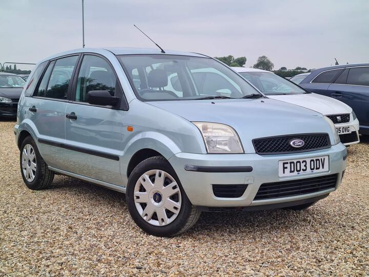 Ford Fusion 1.6 2 5dr
