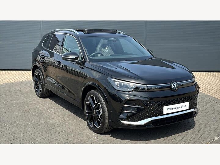 Volkswagen TIGUAN 2.0 TDI R-Line DSG Euro 6 (s/s) 5dr