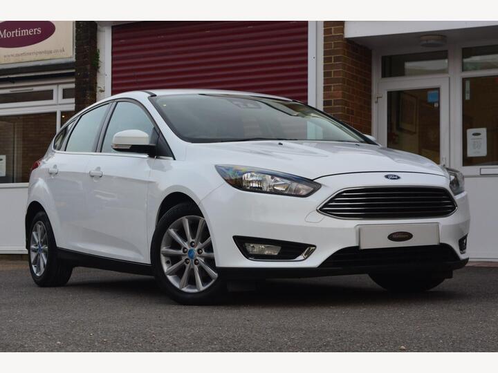 Ford Focus 1.0T EcoBoost Titanium Euro 6 (s/s) 5dr