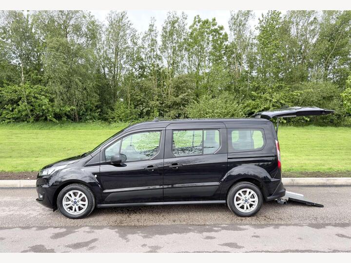 Ford Grand Tourneo Connect 1.5 EcoBlue Active Euro 6 (s/s) 5dr Ford Grand Tourneo Connect 1.5 EcoBlue Active Euro 6 (s/s) 5dr