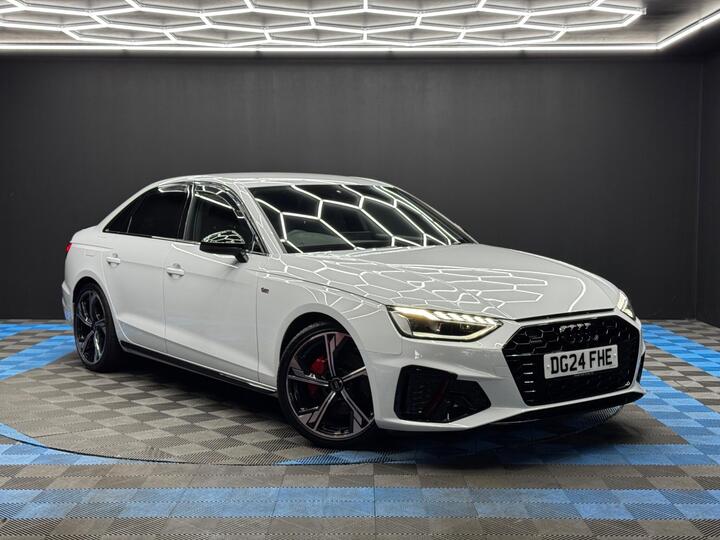 Audi A4 2.0 TDI 40 Black Edition S Tronic Quattro Euro 6 (s/s) 4dr