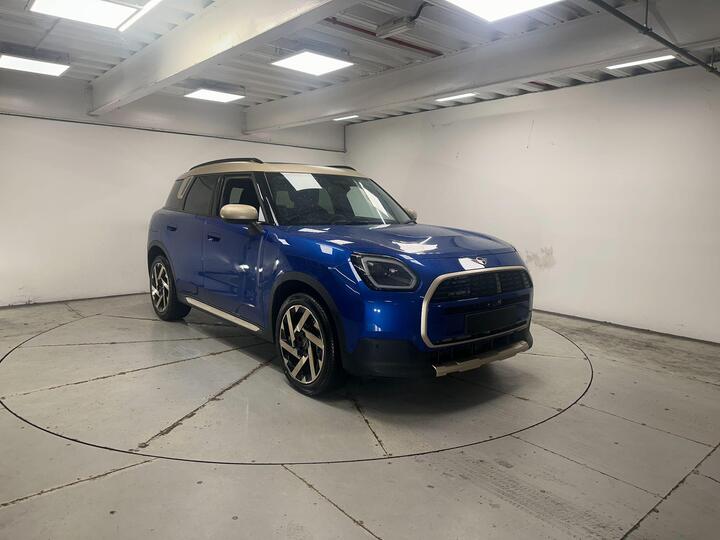 MINI Countryman 1.5C MHEV Exclusive Auto Euro 6 (s/s) 5dr