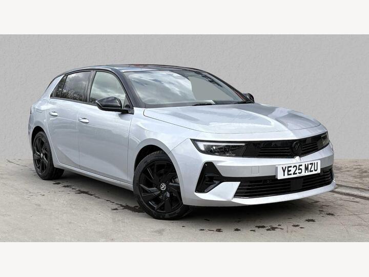 Vauxhall ASTRA HATCHBACK 1.2 Turbo GS Euro 6 (s/s) 5dr Vauxhall ASTRA HATCHBACK 1.2 Turbo GS Euro 6 (s/s) 5dr