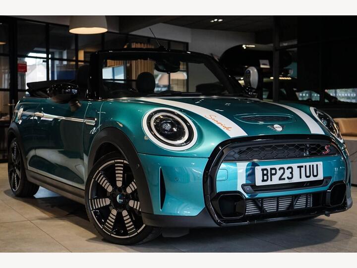 MINI Convertible 2.0 Cooper S Seaside Edition Steptronic Euro 6 (s/s) 2dr