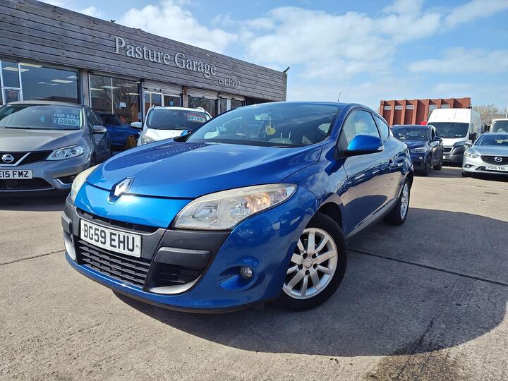 Renault Megane 1.6 16V Expression Euro 5 3dr