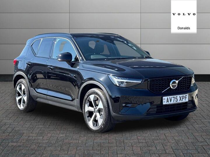 Volvo XC40 2.0 B4 MHEV Plus Dark DCT Auto Euro 6 (s/s) 5dr