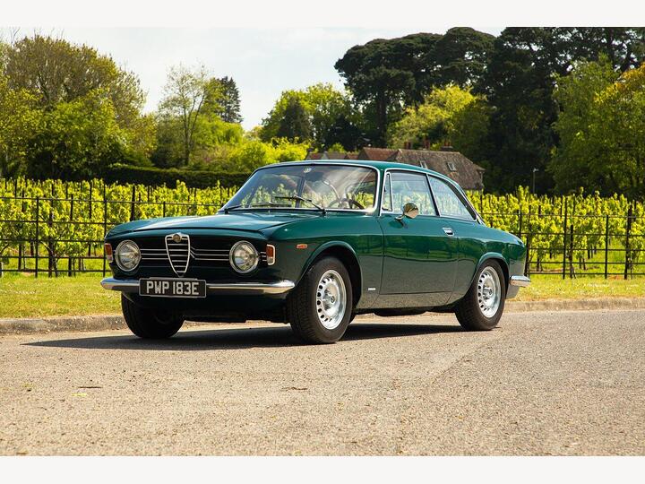 Alfa Romeo Giulia GT Veloce 1.6 2dr Coupe Manual Petrol