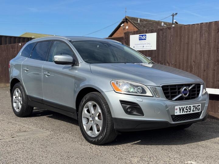 Volvo XC60 2.4 D5 SE Lux Premium Geartronic AWD Euro 4 5dr