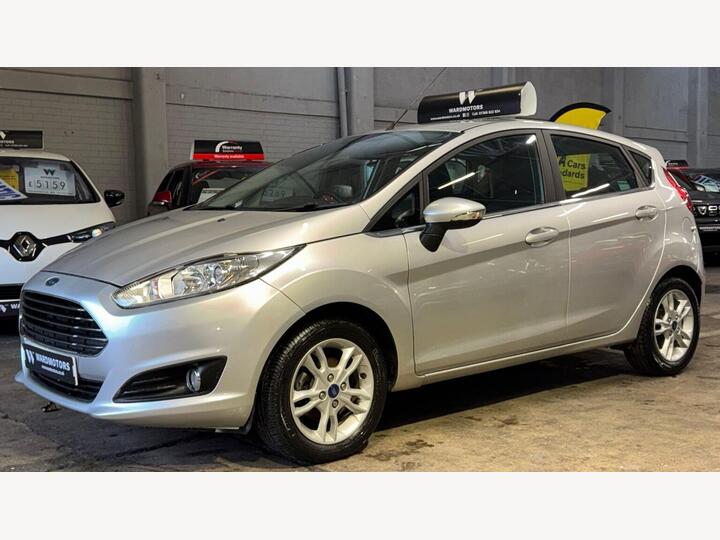 Ford FIESTA 1.0 Zetec Euro 5 (s/s) 5dr