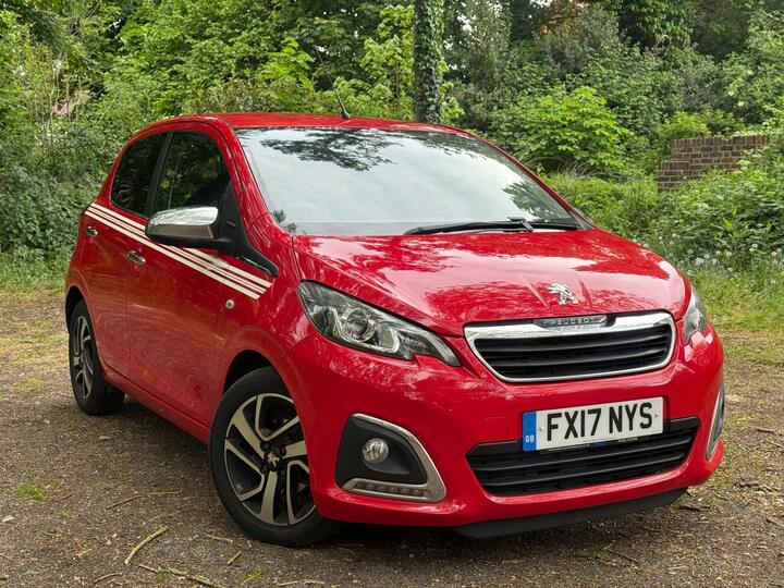 Peugeot 108 1.2 PureTech Collection Euro 6 5dr Peugeot 108 1.2 PureTech Collection Euro 6 5dr