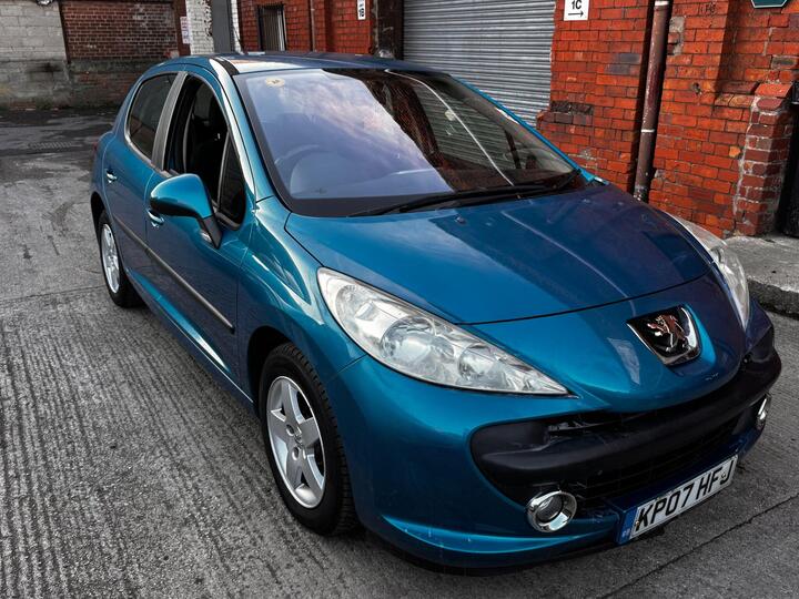 Peugeot 207 1.4 16v Sport 5dr Peugeot 207 1.4 16v Sport 5dr