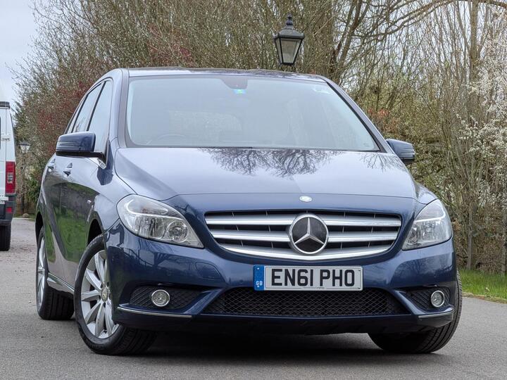Mercedes-Benz B Class 1.6 B180 BlueEfficiency SE Euro 5 (s/s) 5dr Mercedes-Benz B Class 1.6 B180 BlueEfficiency SE Euro 5 (s/s) 5dr
