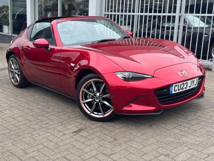 Mazda MX-5 2.0 SKYACTIV-G Exclusive-Line Auto Euro 6 (s/s) 2dr Mazda MX-5 2.0 SKYACTIV-G Exclusive-Line Auto Euro 6 (s/s) 2dr