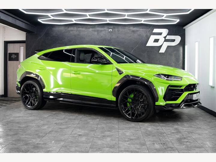 Lamborghini Urus 4.0 V8 BiTurbo Auto 4WD Euro 6 5dr Lamborghini Urus 4.0 V8 BiTurbo Auto 4WD Euro 6 5dr