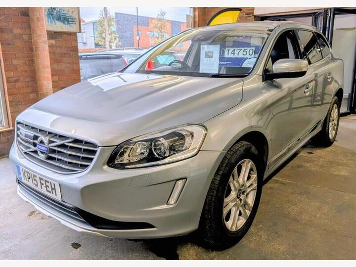 Volvo XC60 2.4 D5 SE Lux Nav Geartronic AWD Euro 5 5dr