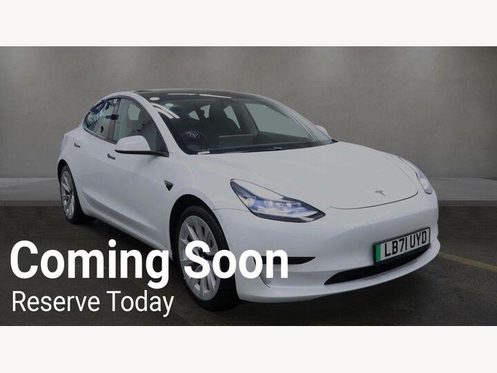 Tesla Model 3 Standard Range Plus Auto RWD 4dr