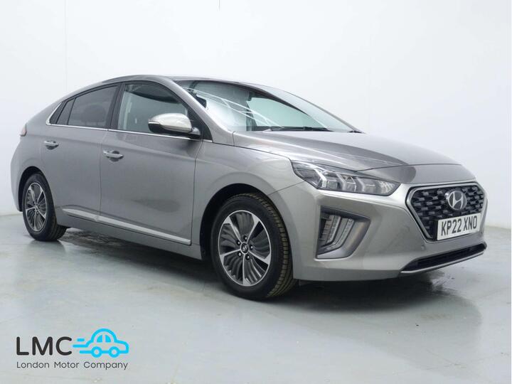 Hyundai IONIQ 1.6 H-GDi 8.9kWh Premium SE DCT Euro 6 (s/s) 5dr Hyundai IONIQ 1.6 H-GDi 8.9kWh Premium SE DCT Euro 6 (s/s) 5dr