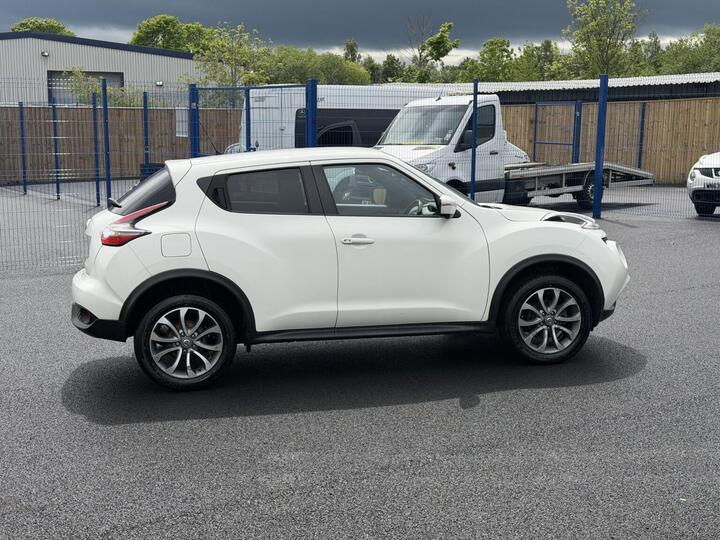 Nissan JUKE 1.2 DIG-T Tekna Euro 6 (s/s) 5dr