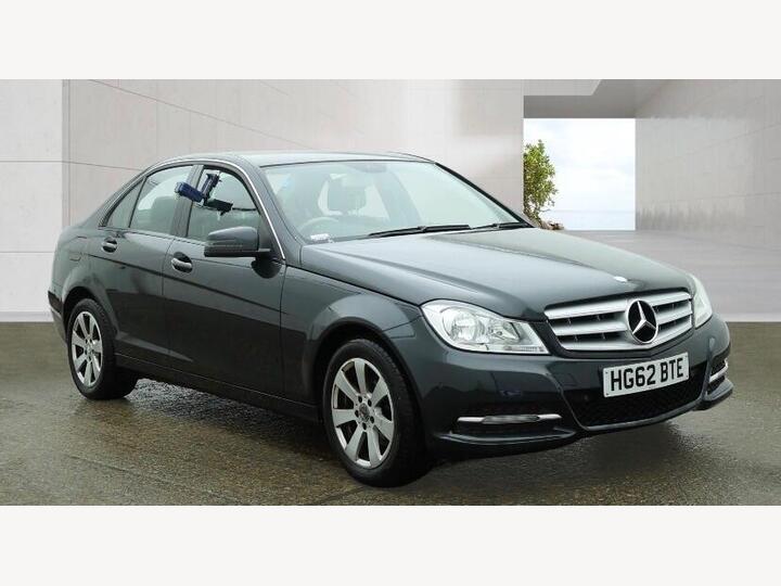 Mercedes-Benz C Class 1.6 C180 BlueEfficiency Executive SE G-Tronic+ Euro 5 (s/s) 4dr