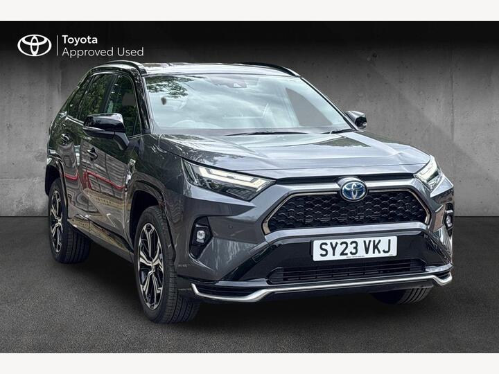 Toyota RAV4 2.5 VVT 18.1kWh Dynamic CVT 4WD Euro 6 (s/s) 5dr Toyota RAV4 2.5 VVT 18.1kWh Dynamic CVT 4WD Euro 6 (s/s) 5dr