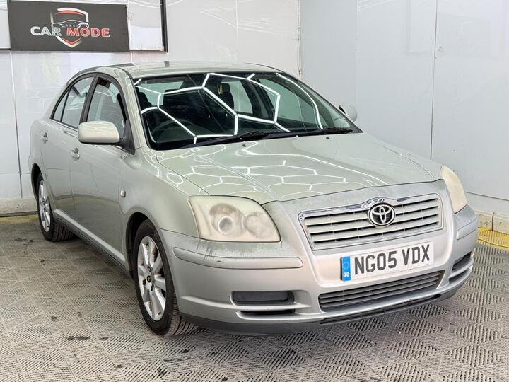Toyota Avensis 1.8 VVT-i T3-S 5dr Toyota Avensis 1.8 VVT-i T3-S 5dr