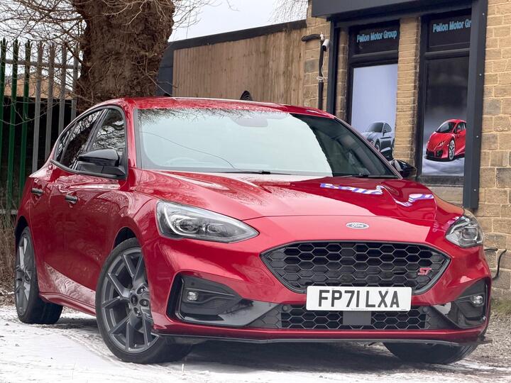 Ford Focus 2.3T EcoBoost ST Euro 6 (s/s) 5dr