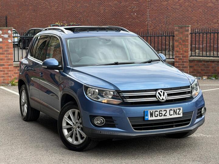 Volkswagen Tiguan 2.0 TDI BlueMotion Tech SE DSG 4WD Euro 5 (s/s) 5dr