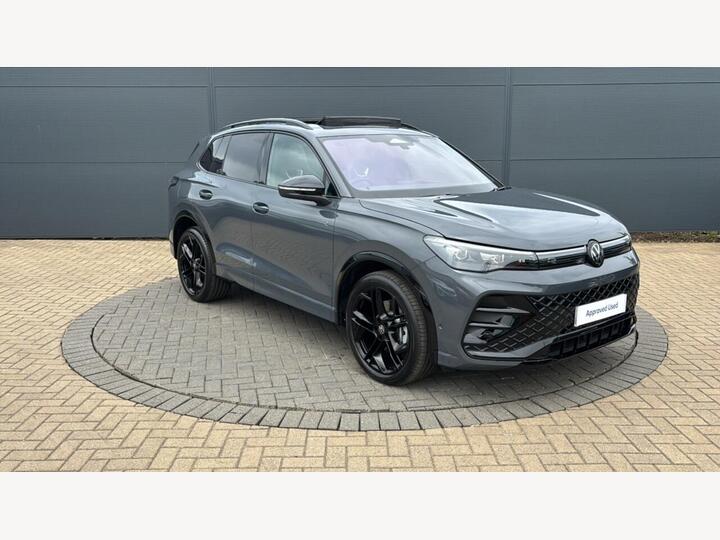 Volkswagen Tiguan 2.0 TDI R-Line DSG Euro 6 (s/s) 5dr
