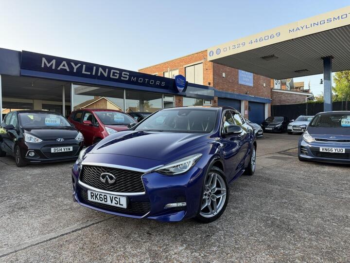 Infiniti Q30 1.6T Sport Tech DCT Euro 6 (s/s) 5dr