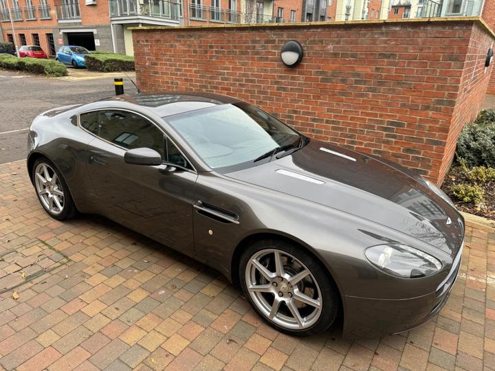 Aston Martin Vantage 4.3 V8 Euro 4 2dr