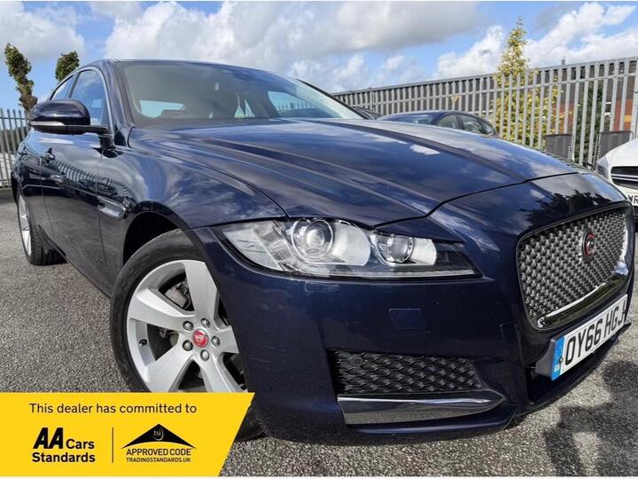 Jaguar XF 2.0d Portfolio Auto Euro 6 (s/s) 4dr