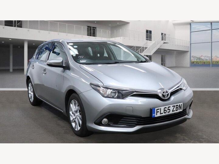 Toyota Auris 1.2 VVT-i Business Edition CVT Euro 6 (s/s) 5dr