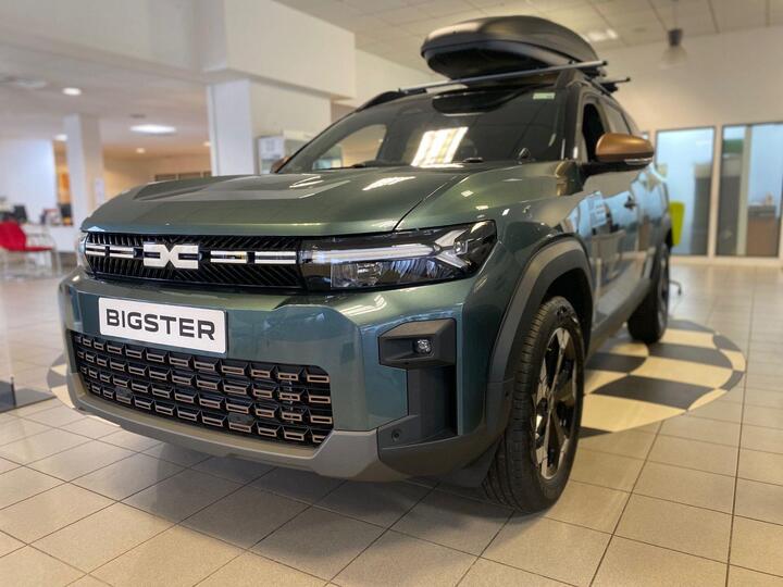 Dacia BIGSTER 1.8 EXTREME Auto Euro 6 (s/s) 5dr
