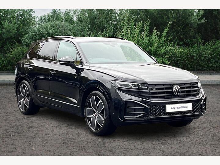 Volkswagen Touareg 3.0 TDI V6 Black Edition Tiptronic 4Motion Euro 6 (s/s) 5dr Volkswagen Touareg 3.0 TDI V6 Black Edition Tiptronic 4Motion Euro 6 (s/s) 5dr