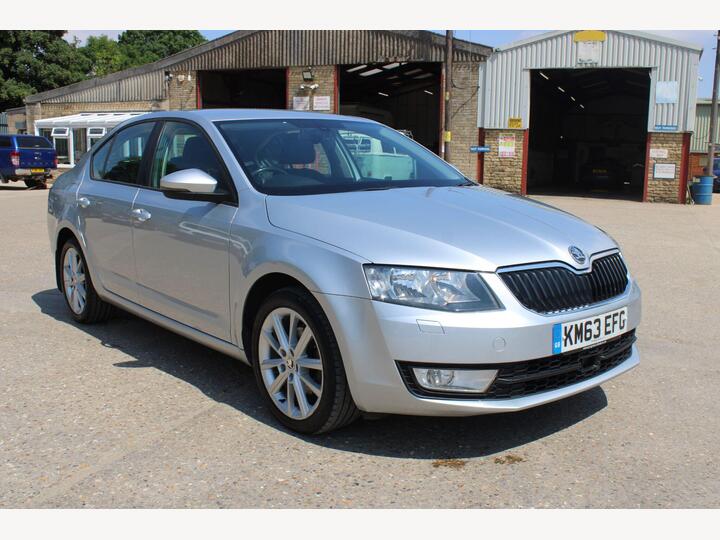 Skoda Octavia 1.6 TDI Elegance Euro 5 (s/s) 5dr